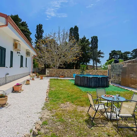 Villanna - Con Piscina & Splendido Giardino